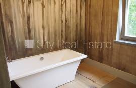 Detached house for rent in Jurmala, 350.00m2