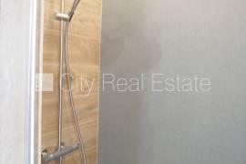 Detached house for rent in Jurmala, 350.00m2