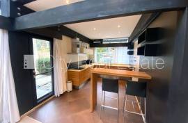 Detached house for rent in Jurmala, 230.00m2