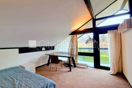 Detached house for rent in Jurmala, 230.00m2