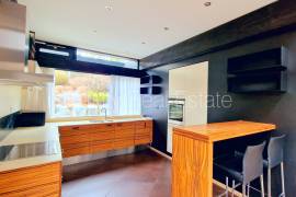 Detached house for rent in Jurmala, 230.00m2