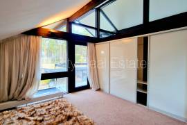 Detached house for rent in Jurmala, 230.00m2