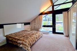 Detached house for rent in Jurmala, 230.00m2