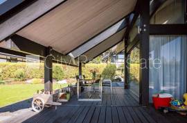Detached house for rent in Jurmala, 230.00m2