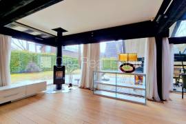 Detached house for rent in Jurmala, 230.00m2