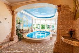 Detached house for rent in Jurmala, 600.00m2