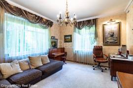 Detached house for rent in Jurmala, 600.00m2