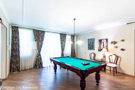 Detached house for rent in Jurmala, 600.00m2