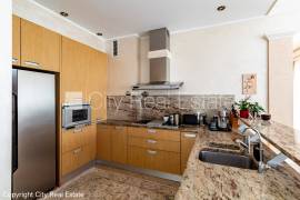 Detached house for rent in Jurmala, 600.00m2