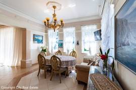 Detached house for rent in Jurmala, 600.00m2