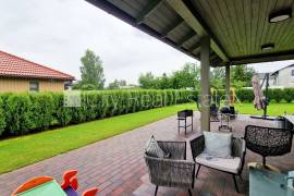 Detached house for rent in Riga district, 300.00m2