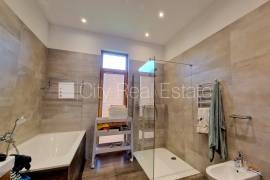 Detached house for rent in Riga district, 300.00m2