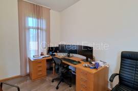 Detached house for rent in Riga district, 300.00m2