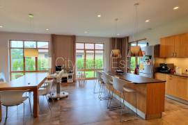 Detached house for rent in Riga district, 300.00m2