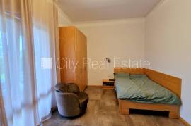 Detached house for rent in Riga district, 300.00m2