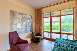 Detached house for rent in Riga district, 300.00m2