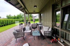 Detached house for rent in Riga district, 300.00m2