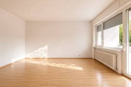 Bright Spacious 1-2 Room with Waterfront Balcony in Alt Treptow Bright Spacious 1-2 Room with Waterfront Balcony in Alt Treptow