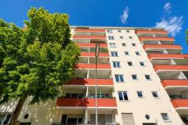 Bright Spacious 1-2 Room with Waterfront Balcony in Alt Treptow Bright Spacious 1-2 Room with Waterfront Balcony in Alt Treptow