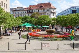 Bright Spacious 1-2 Room with Waterfront Balcony in Alt Treptow Bright Spacious 1-2 Room with Waterfront Balcony in Alt Treptow