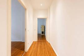 Vacant 2-Room Apartment near Lietzensee Park in Berlin-Charlottenburg Vacant 2-Room Apartment near Lietzensee Park in Berlin-Charlottenburg