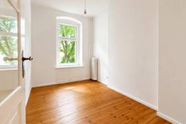 Vacant 2-Room Apartment near Lietzensee Park in Berlin-Charlottenburg Vacant 2-Room Apartment near Lietzensee Park in Berlin-Charlottenburg
