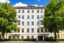 Vacant 2/3 Room Apartment with 2 Balconies Close to Schonhauser Allee Vacant 2/3 Room Apartment with 2 Balconies Close to Schonhauser Allee