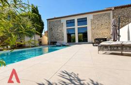 6 room, 265m2 Character property for sale in Sainte valiere - 599 000 € *