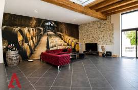 6 room, 265m2 Character property for sale in Sainte valiere - 599 000 € * 6 room, 265m2 Character property for sale in Sainte valiere - 599 000 € *