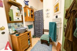 7 room, 121m2 Character property for sale in Saint gervais sur mare - 195 000 € * 7 room, 121m2 Character property for sale in Saint gervais sur mare - 195 000 € *