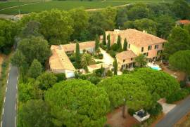 4 room, 79m2 Loft/workshop/space for sale in Pezenas - 200 000 € * 4 room, 79m2 Loft/workshop/space for sale in Pezenas - 200 000 € *