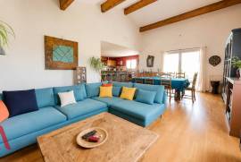 6 room, 160m2 Villa for sale in Neffies - 412 000 € * 6 room, 160m2 Villa for sale in Neffies - 412 000 € *