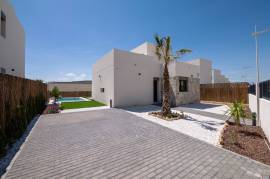 Villas exclusivas de obra nueva en la zona del campo de golf de Algorfa Villas exclusivas de obra nueva en la zona del campo de golf de Algorfa