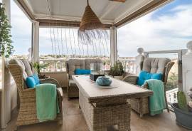 listing listing