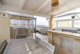 listing listing