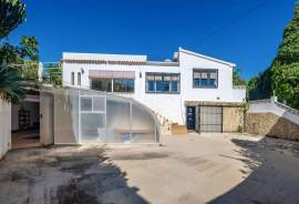 listing listing