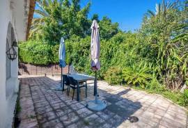 listing listing