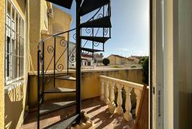 listing listing