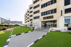Fully fitted | Fully serviced | Great location