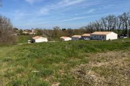 Terrain de 655m2 dans un lotissement calme