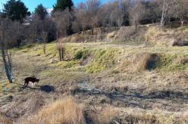 COURSEGOULES, RARE terrain constructible exposé sud