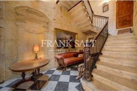 Villa-House for sale in Malta Malta