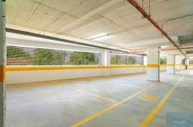 Garage Space for Sale in the Center of Portimão