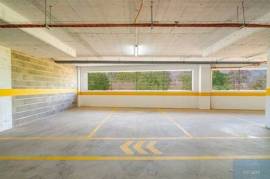 Garage Space for Sale in the Center of Portimão