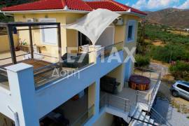 Maisonette 215 sq.m for sale