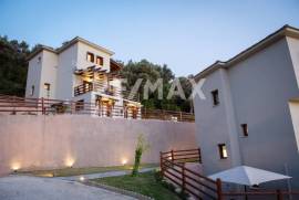 Maisonette 140 sq.m for sale