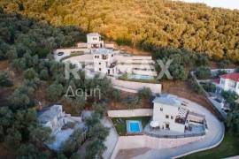 Maisonette 140 sq.m for sale
