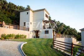 Maisonette 140 sq.m for sale