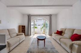 listing listing