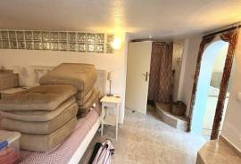 listing listing